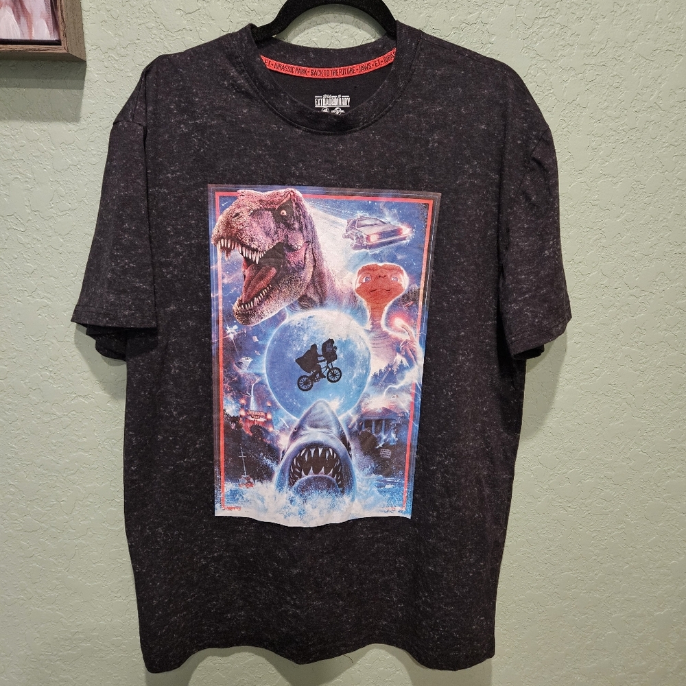 Unisex Universal 80's Movies Compilation T Shirt Size XL